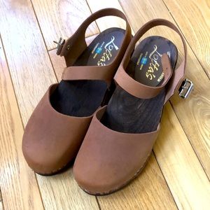 Lotta Clogs Brown Oiled Nubuck Leather Size 40